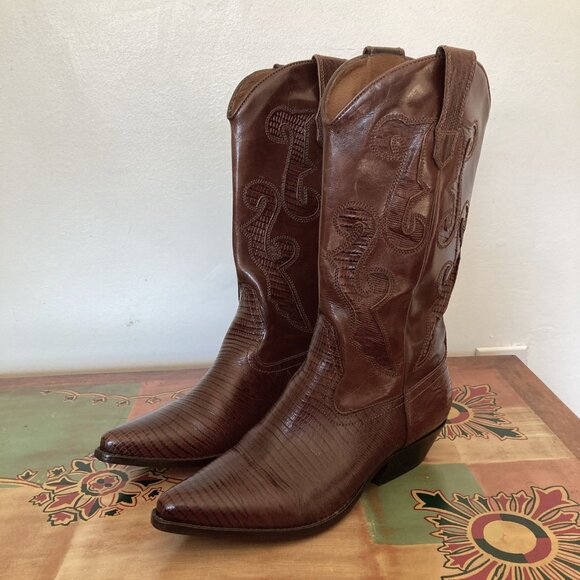 Vintage Nine West Romnee Cowboy Boots, Women's 8.5 Brown Leather Western Pull On - Picture 1 of 14